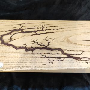 Planche présentation alimentaire essence châtaignier